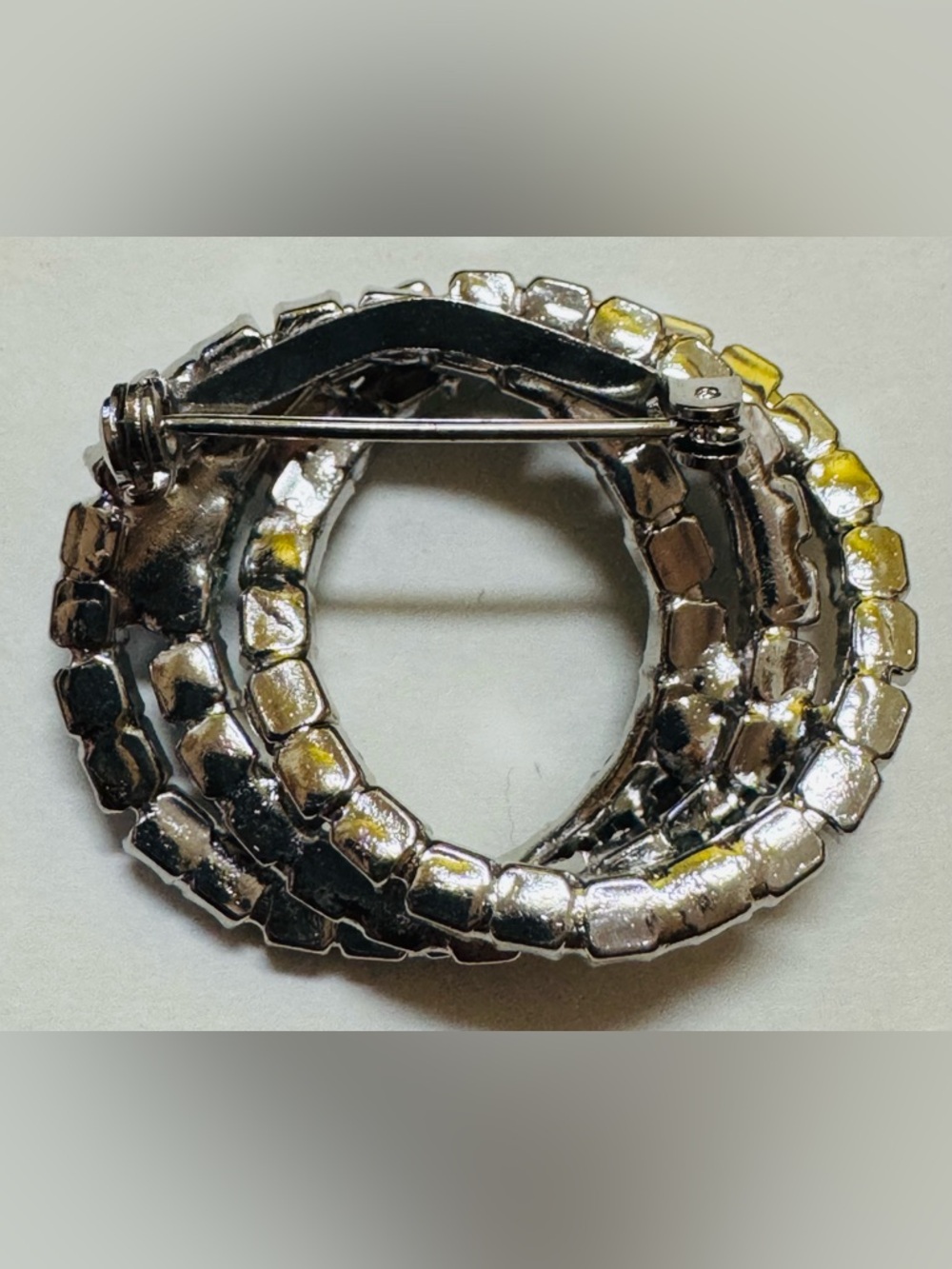 Blue Rhinestone circle brooch - Tri- Colored - Picture 6 of 7